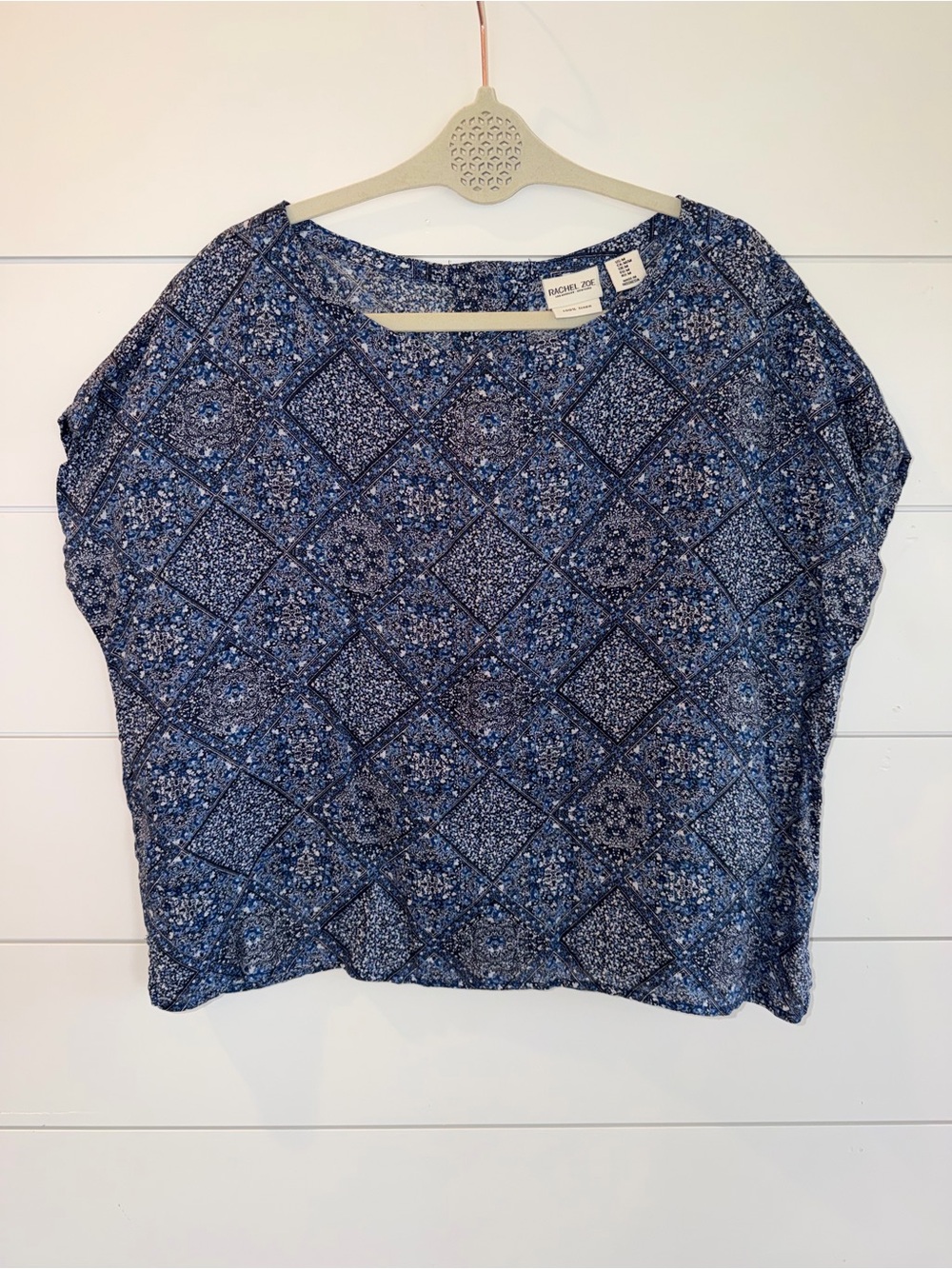Rachel Zoe 100% Linen Top M EUC Blue Boho Coastal Grandma Button Back Blouse